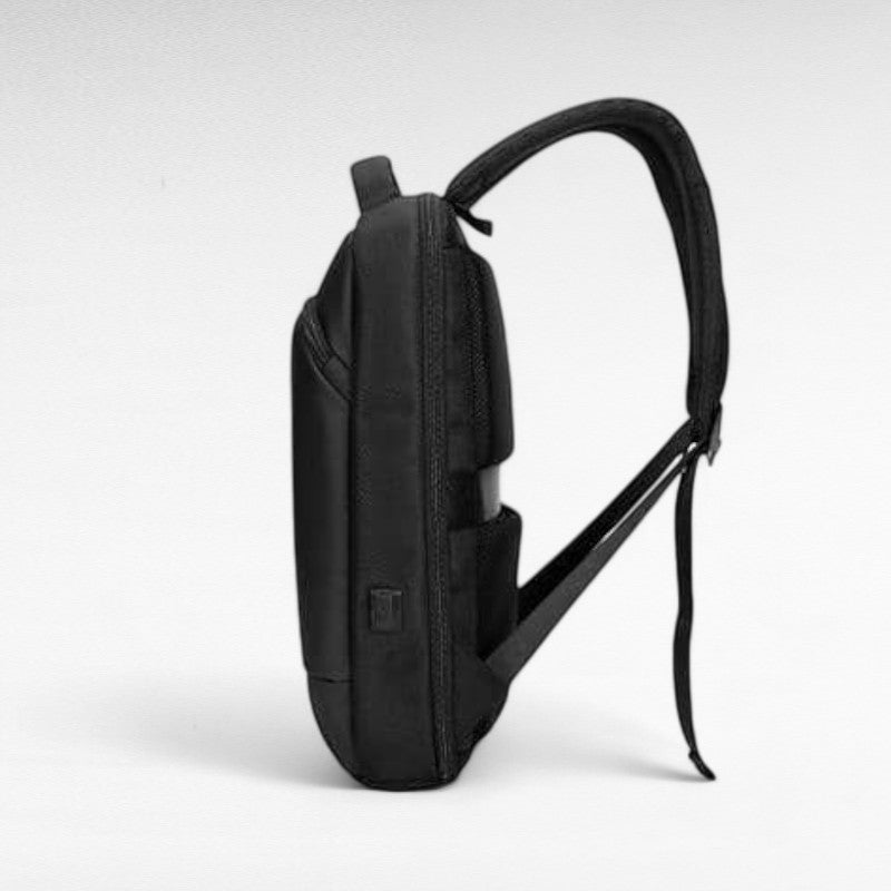 Roam Lite Backpack